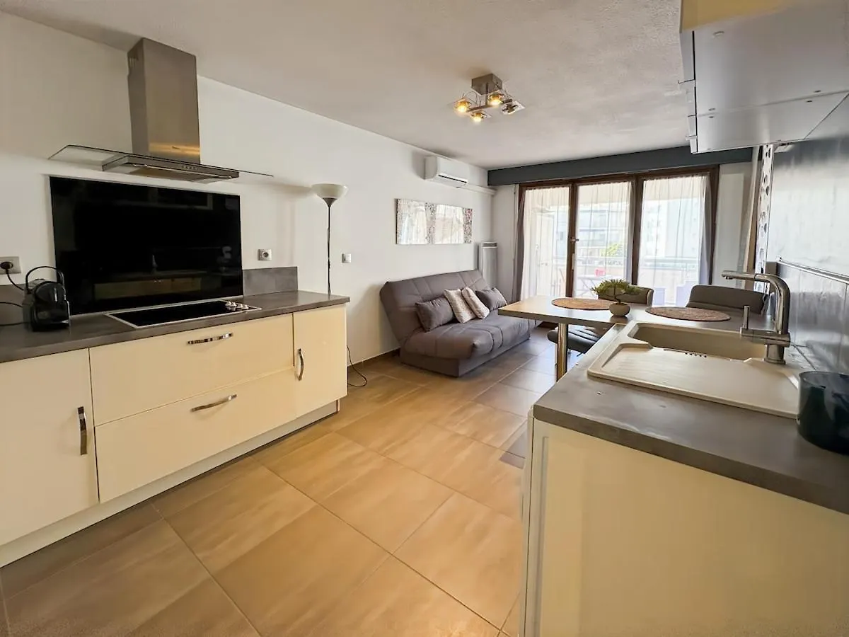 Cosy T1 A 5 Minutes Des Plages Frejus France